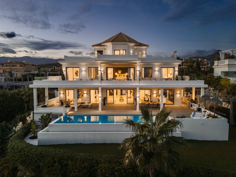 Apartment for Sale  in Benahavis, Malaga 52