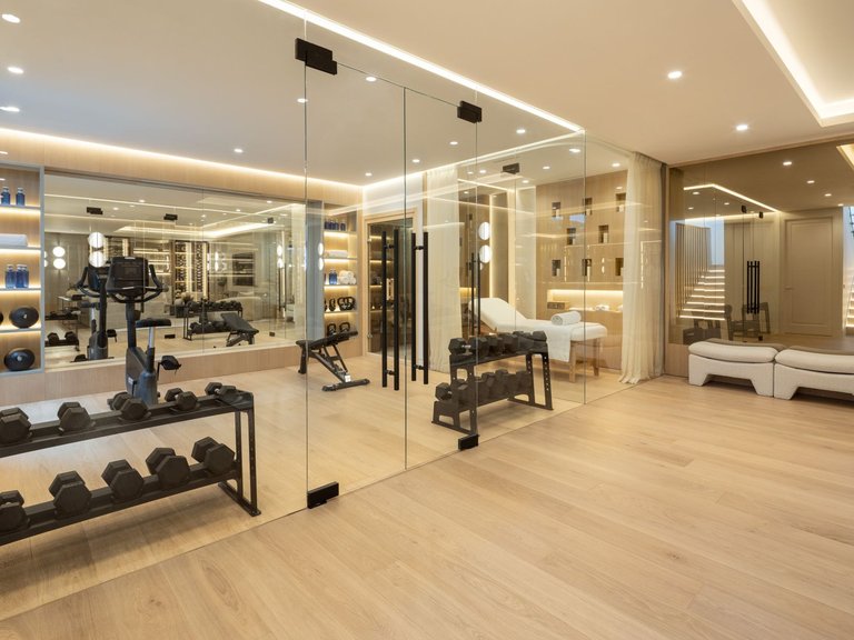 Apartment for Sale  in Benahavis, Malaga 35