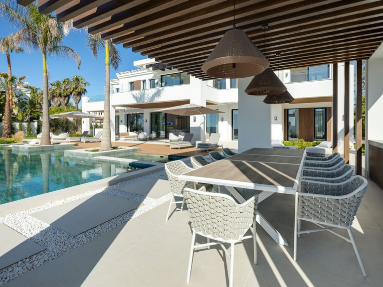 Apartment for Sale  in Benahavis, Malaga 5
