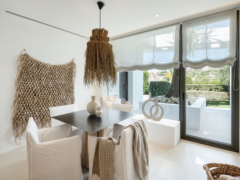 Apartment for Sale  in Benahavis, Malaga 36