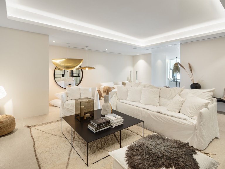 Apartment for Sale  in Benahavis, Malaga 29