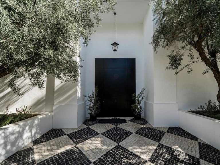 Apartment for Sale  in Benahavis, Malaga 35