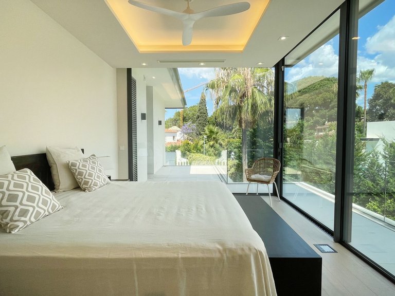 Apartment for Sale  in Marbella, Malaga 32