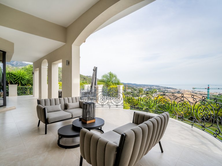 Apartment for Sale  in Marbella, Malaga 17