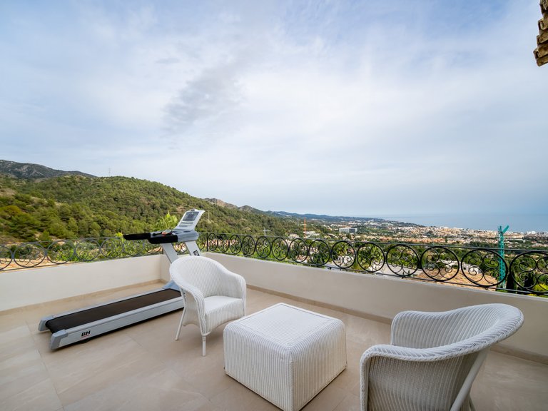 Apartment for Sale  in Marbella, Malaga 18