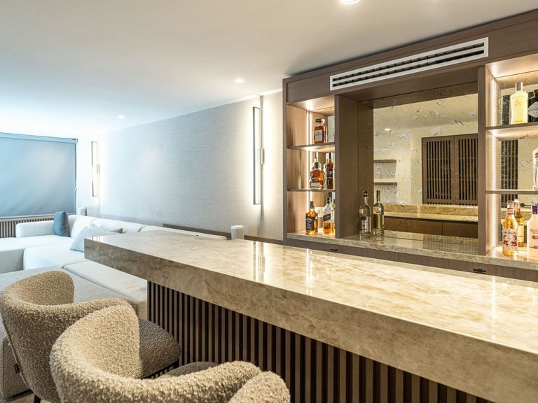 Apartment for Sale  in Marbella, Malaga 22