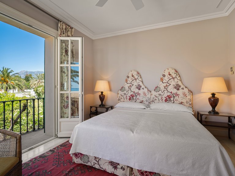 Apartment for Sale  in Marbella, Malaga 27