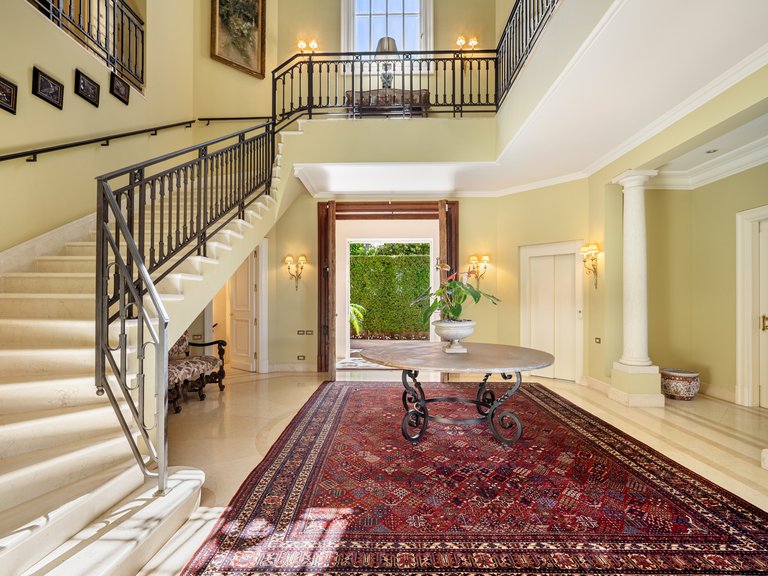 Apartment for Sale  in Marbella, Malaga 7