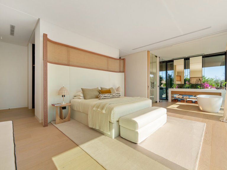 Apartment for Sale  in Marbella, Malaga 14