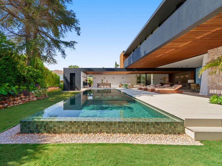 Apartment for Sale  in Marbella, Malaga 2