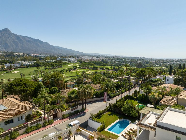 Apartment for Sale  in Marbella, Malaga 4