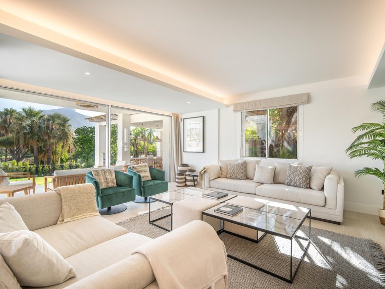 Apartment for Sale  in Marbella, Malaga 10