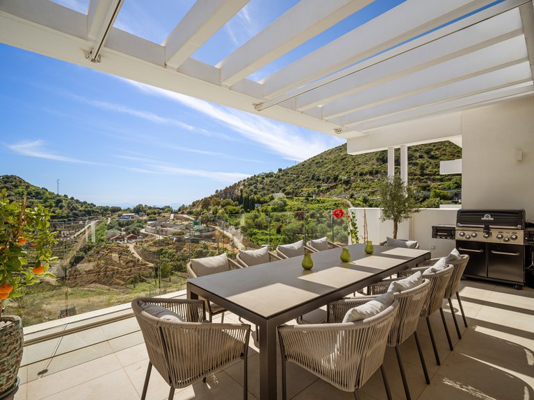 Apartment for Sale  in Ojen, Malaga 3