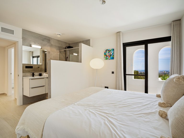 Apartment for Sale  in Marbella, Malaga 22