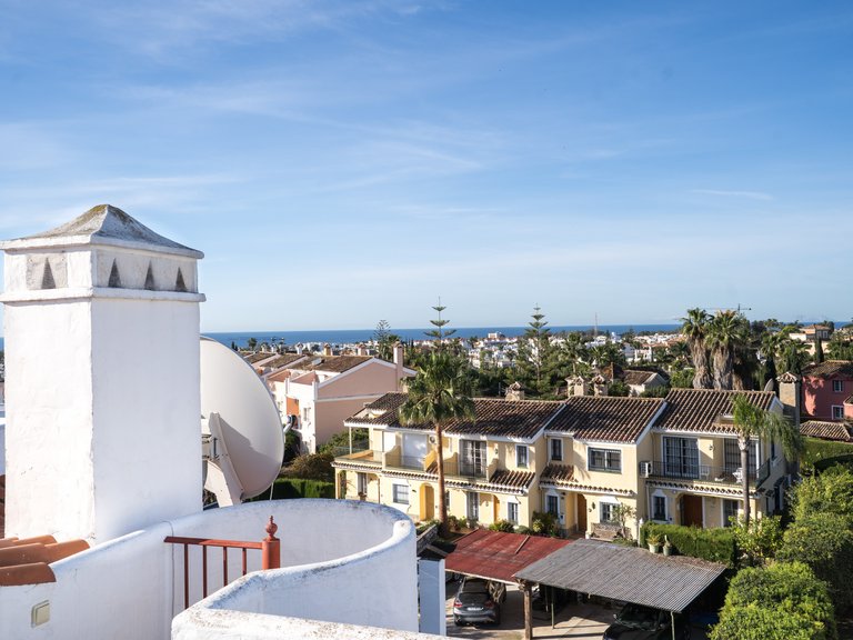 Apartment for Sale  in Estepona, Malaga 28