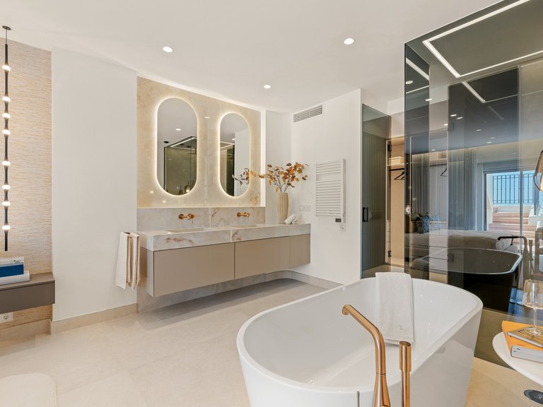 Apartment for Sale  in Estepona, Malaga 25