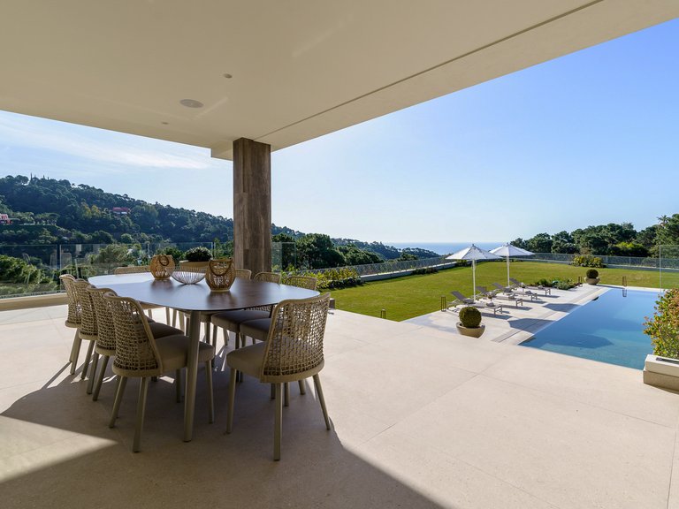 Apartment for Sale  in Benahavis, Malaga 8