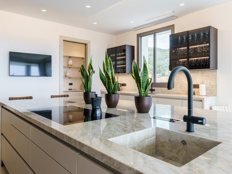 Apartment for Sale  in Benahavis, Malaga 12