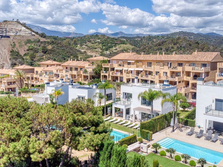 Apartment for Sale  in Estepona, Malaga 4