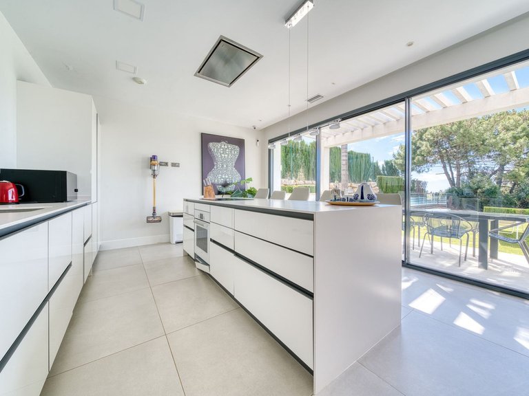 Apartment for Sale  in Estepona, Malaga 8