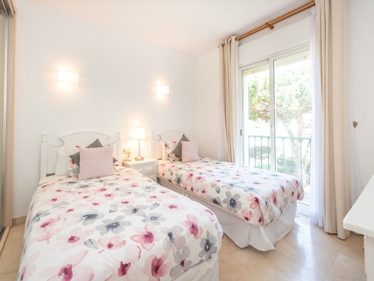 Apartment for Sale  in Marbella, Malaga 21