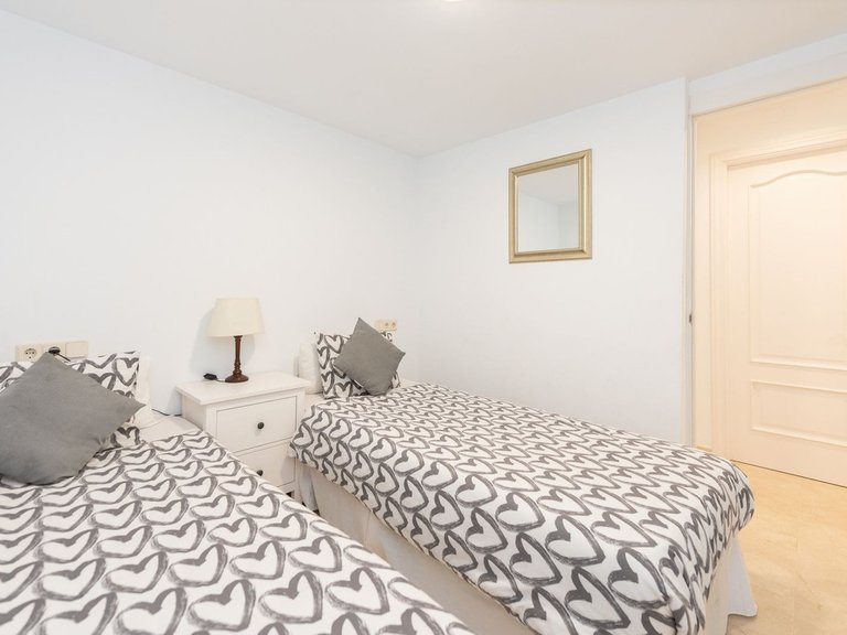 Apartment for Sale  in Marbella, Malaga 19