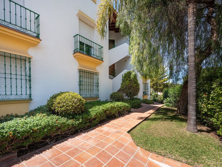 Apartment for Sale  in Marbella, Malaga 26