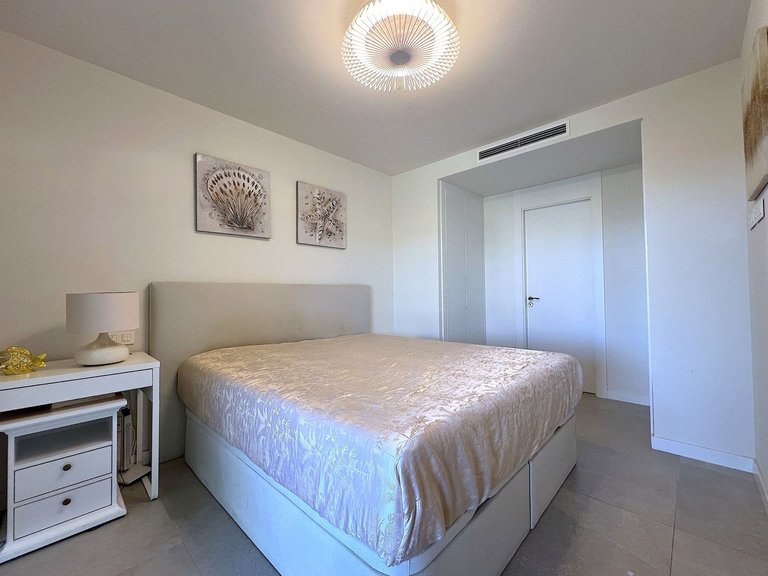 Apartment for Sale  in Marbella, Malaga 24