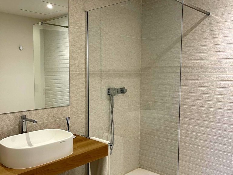 Apartment for Sale  in Marbella, Malaga 27