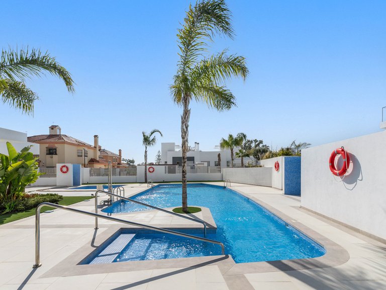 Apartment for Sale  in San Pedro De Alcantara, Malaga 33