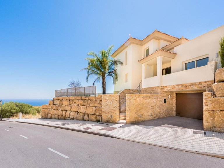 Apartment for Sale  in Mijas, Malaga 2