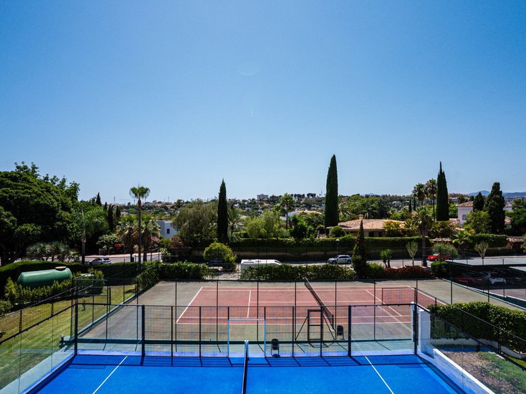 Apartment for Sale  in Marbella, Malaga 27