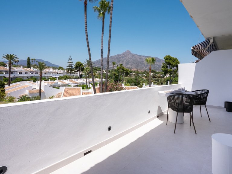 Apartment for Sale  in Marbella, Malaga 17