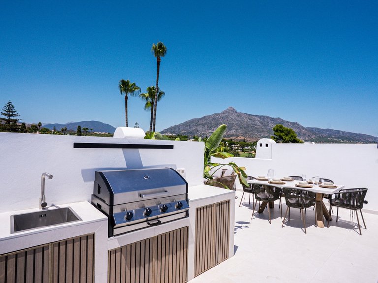 Apartment for Sale  in Marbella, Malaga 1