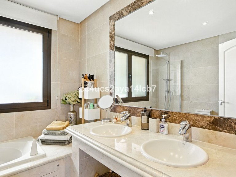 Apartment for Sale  in Estepona, Malaga 29