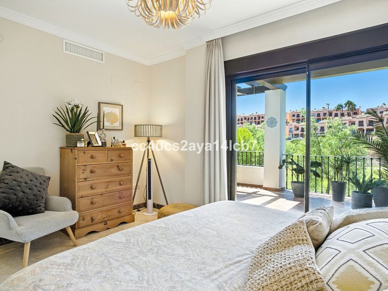 Apartment for Sale  in Estepona, Malaga 20