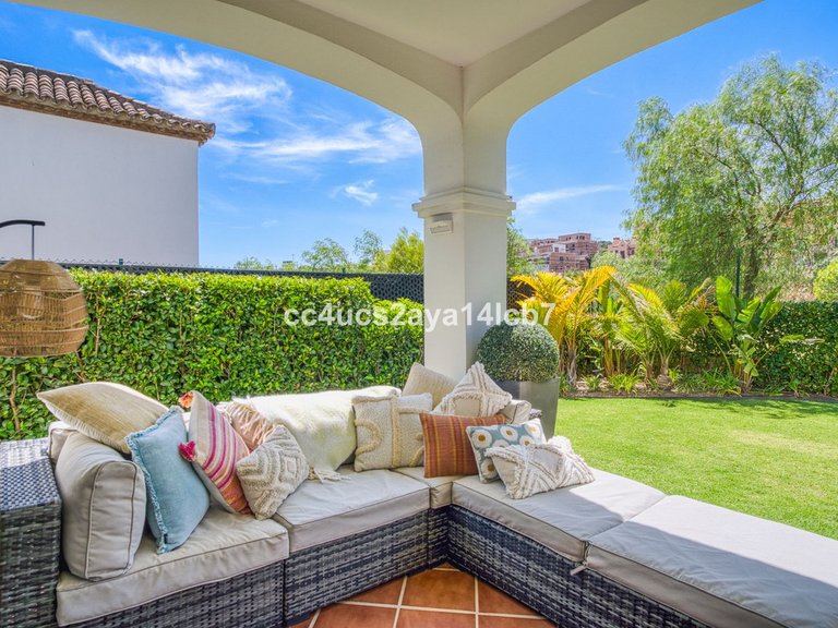 Apartment for Sale  in Estepona, Malaga 8