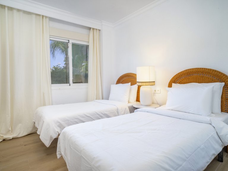Apartment for Sale  in Marbella, Malaga 21