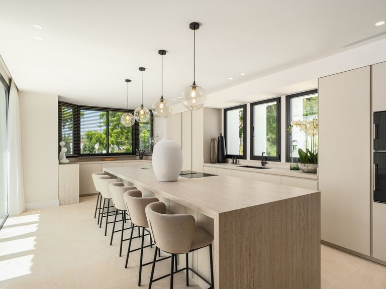 Apartment for Sale  in Benahavis, Malaga 16