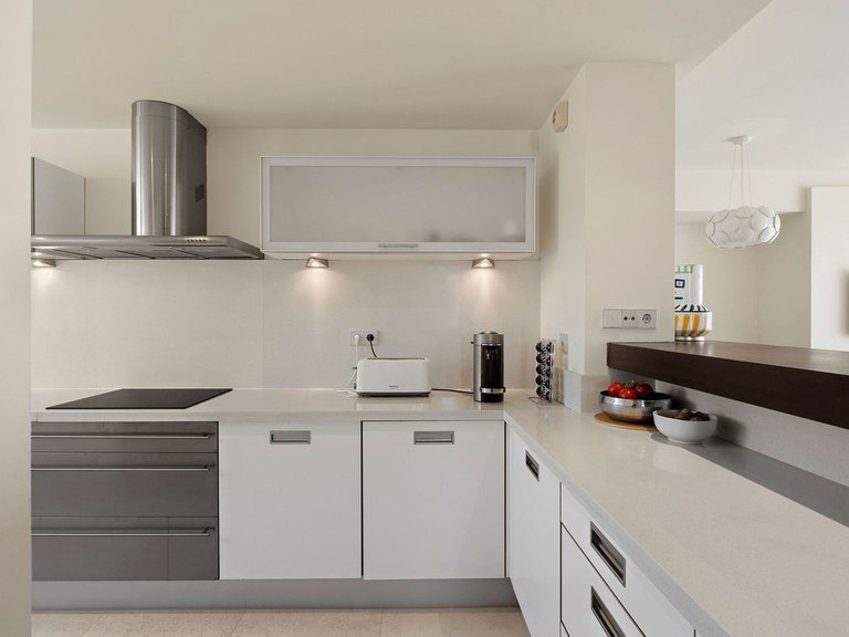Apartment for Sale  in Benahavis, Malaga 7
