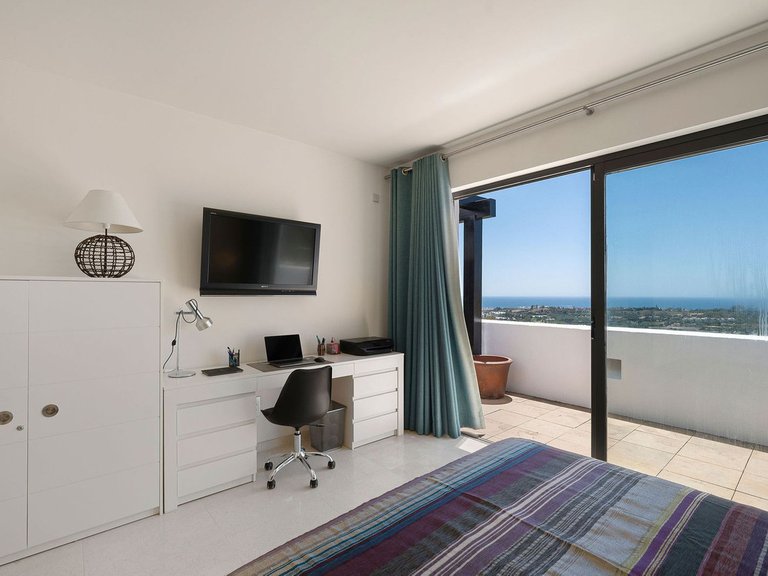 Apartment for Sale  in Benahavis, Malaga 12
