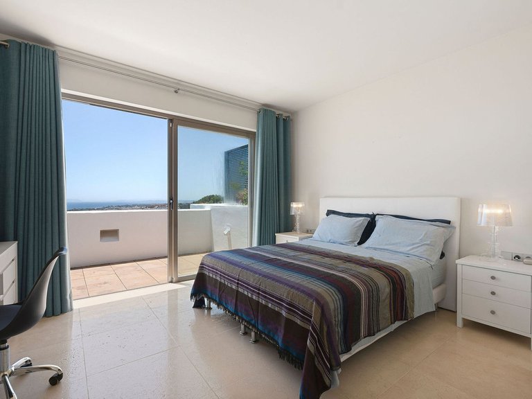 Apartment for Sale  in Benahavis, Malaga 11