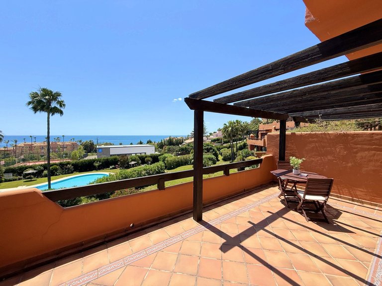 Apartment for Sale  in Estepona, Malaga 3