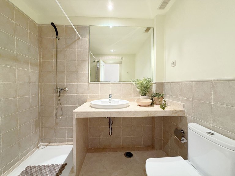 Apartment for Sale  in Estepona, Malaga 24
