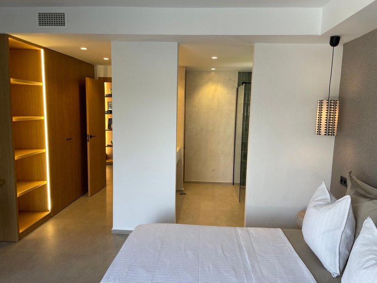 Apartment for Sale  in Marbella, Malaga 17