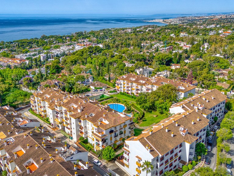 Apartment for Sale  in Marbella, Malaga 2