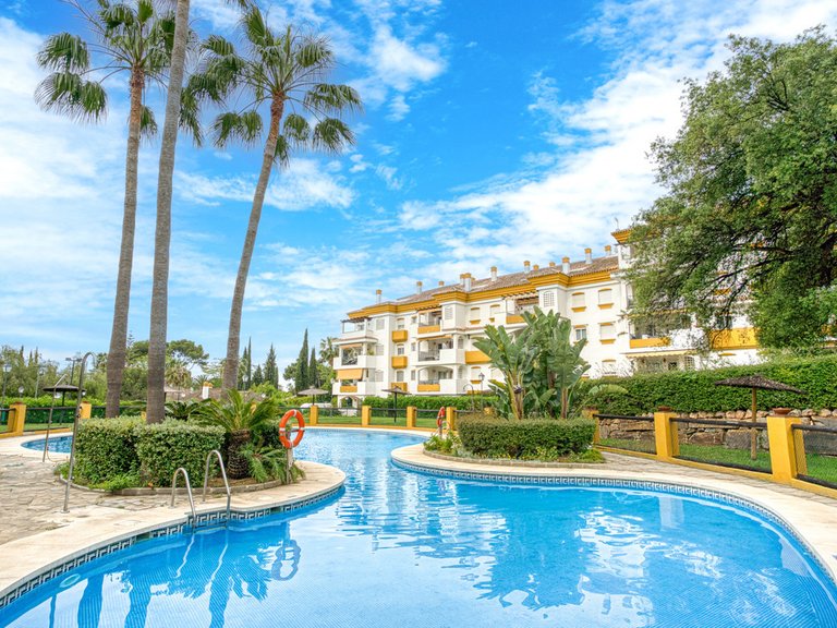Apartment for Sale  in Marbella, Malaga 26