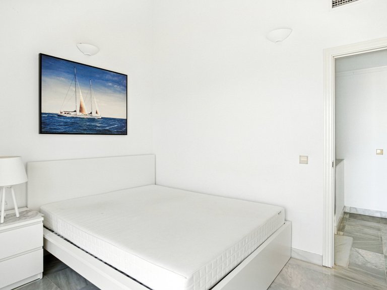 Apartment for Sale  in Marbella, Malaga 18