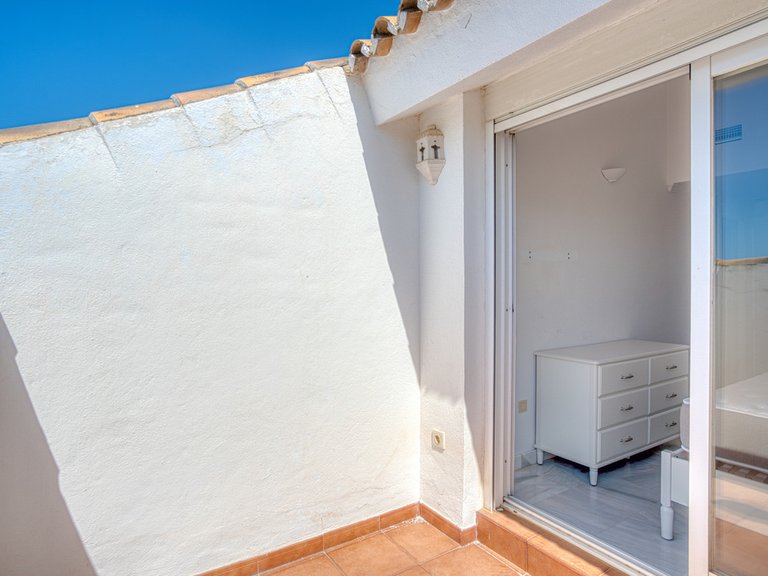Apartment for Sale  in Marbella, Malaga 16