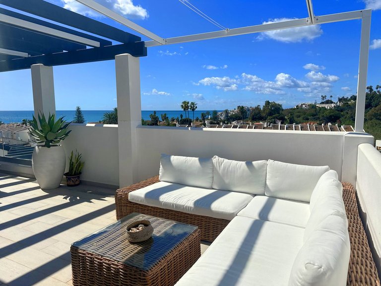 Apartment for Sale  in Estepona, Malaga 1